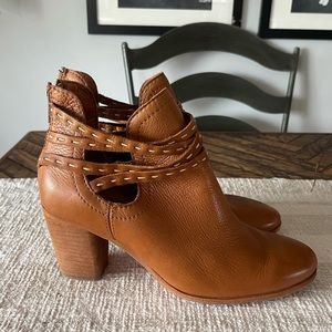NEW Frye Naomi Pickstitch whiskey leather boots, brown/cognac, size 8.5